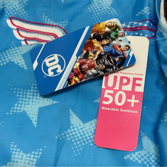 XS - Wonder Woman DC Comics - Girls One Piece Swim Suit NEW - Picture 5 of 6